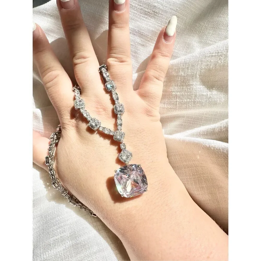 Stunning cushion cut cubic zirconia statement necklace